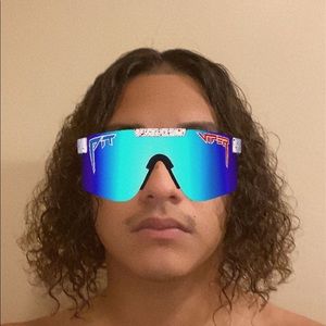 Meet your Posher, Juan